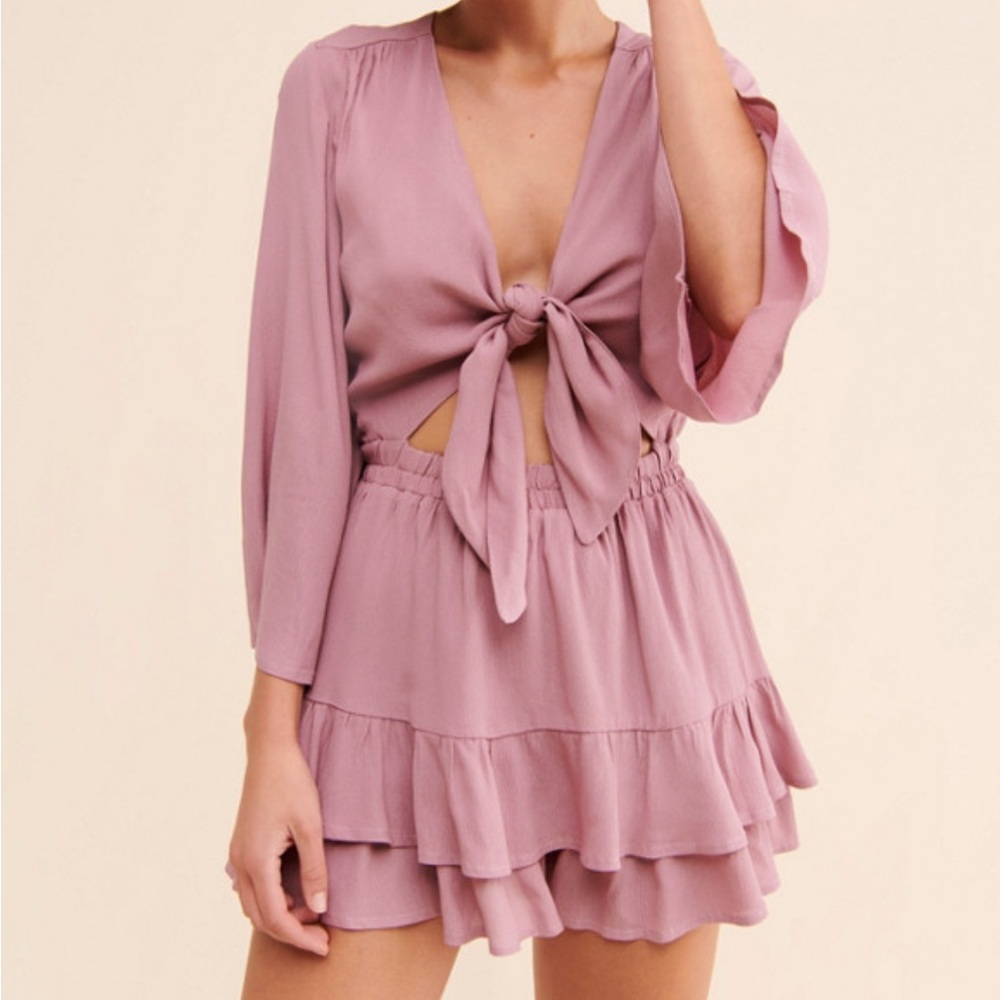 Chic Mauve Tie-Front Romper